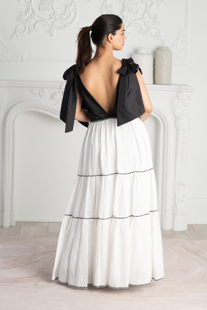 Casual White Maxi Dress with Bow Straps